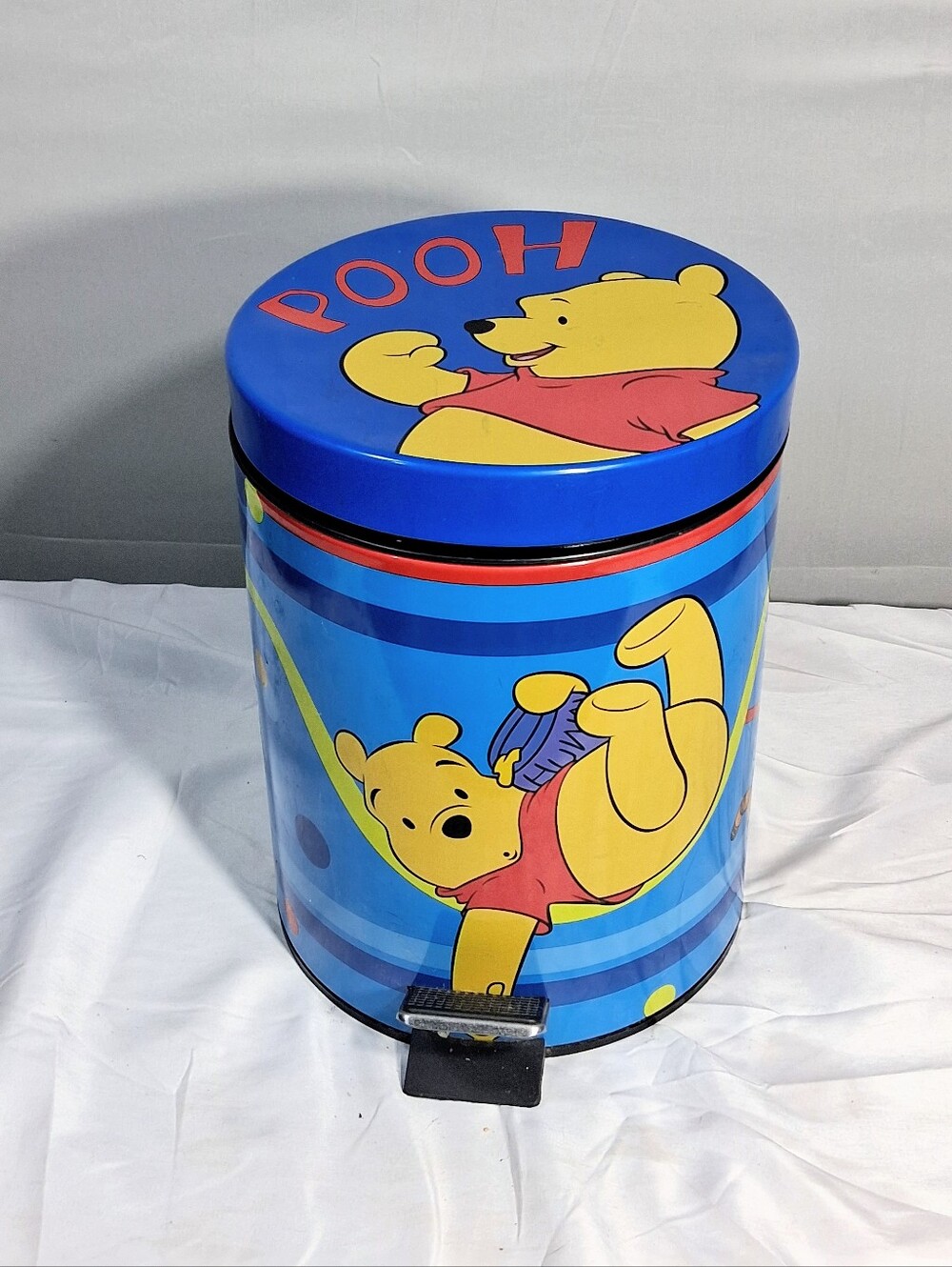 Complete Disney Collectible Vintage "Winnie the Pooh" Mechanical Step Refuse Can